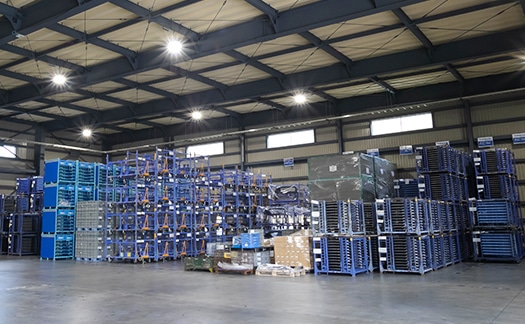 Over 280,000㎡ warehousing spaces
